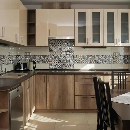 The Pearl Of Zsofia Apartment
